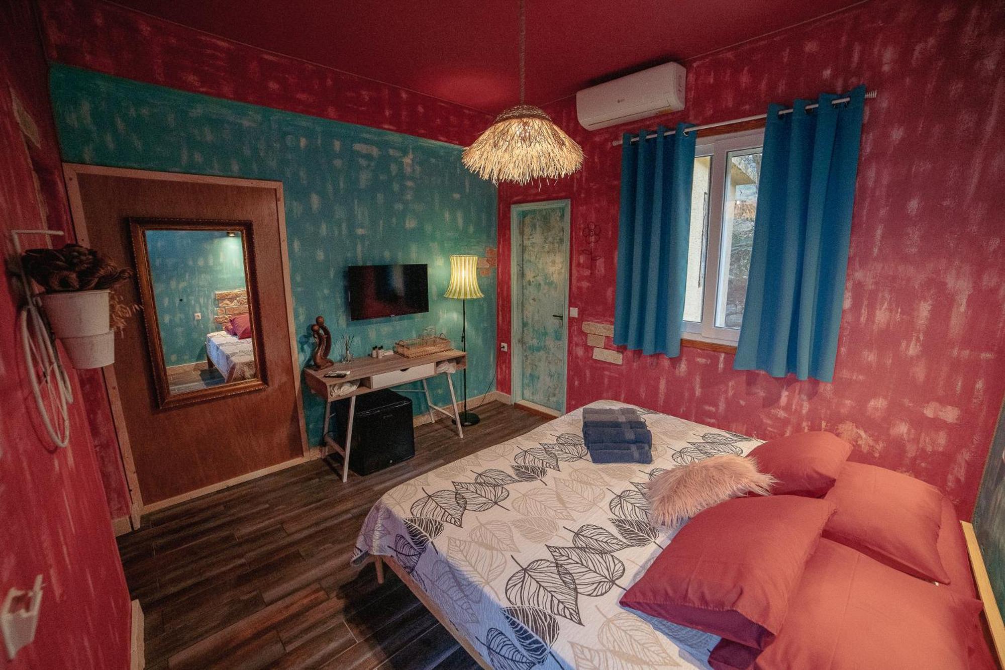 Antares Boutique Guesthouse Pérama Kültér fotó