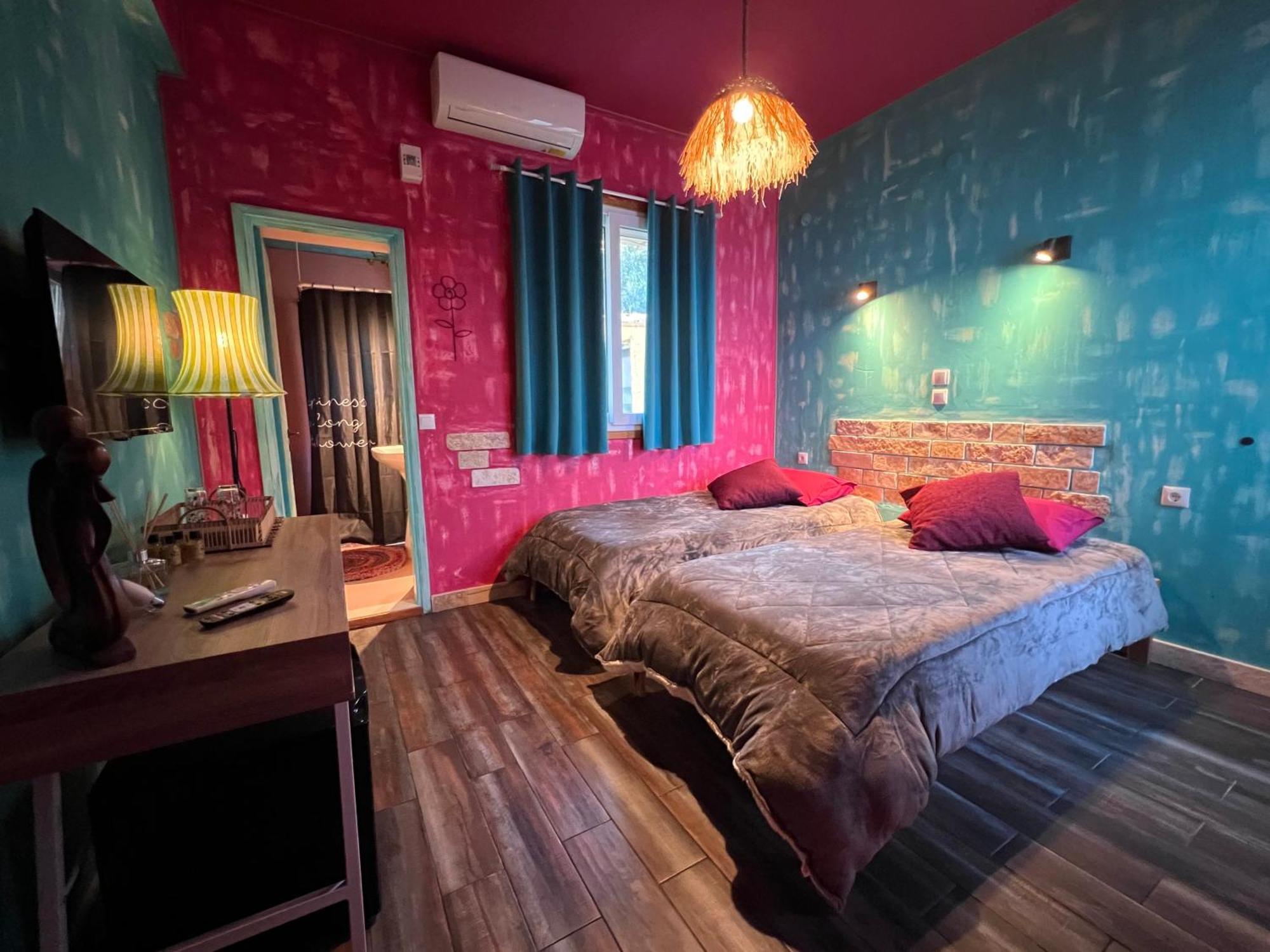 Antares Boutique Guesthouse Pérama Kültér fotó
