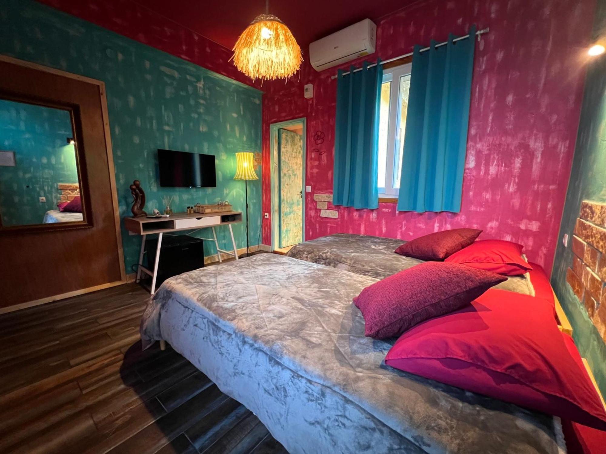 Antares Boutique Guesthouse Pérama Kültér fotó